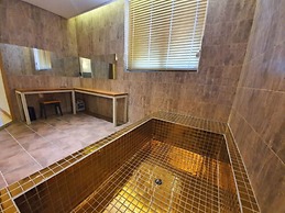 Benikea Yangsan Hotel