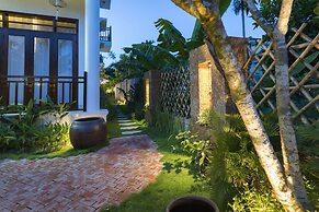 Riverside Hamlet Homestay & Villas