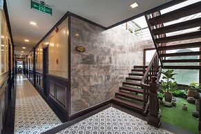 Orchid Trendy Cruise