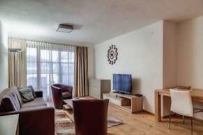 Panorama Chalets Paß Thurn