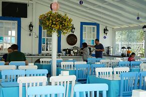 Zeytin Arasi Apart Otel