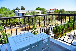 Zeytin Arasi Apart Otel