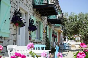 Zeytin Arasi Apart Otel