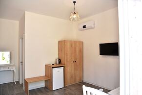 Zeytin Arasi Apart Otel