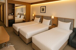 Yuksel Istanbul Yenikapi