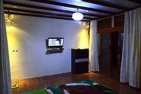 Panda Cottage - Hostel