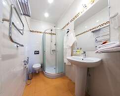 Business-hall Panorama