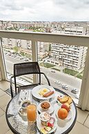 Business-hall Panorama