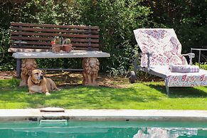 Maison - H Guest House