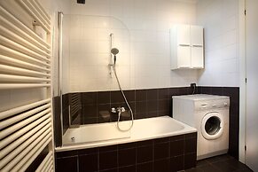 Verona For Rent Blu Theater