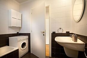 Verona For Rent Blu Theater