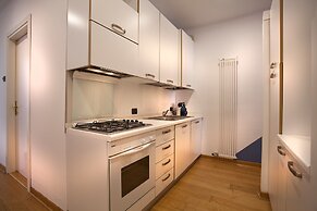 Verona For Rent Blu Theater