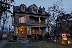 Barrister's Bed & Breakfast