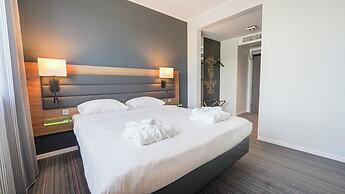 X Hotel