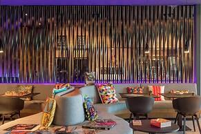 X Hotel