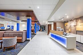 Holiday Inn Express & Suites Tulsa South - Woodland Hills, an IHG Hote