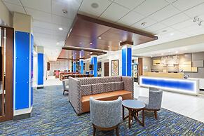 Holiday Inn Express & Suites Tulsa South - Woodland Hills by IHG