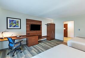 Holiday Inn Express & Suites Tulsa South - Woodland Hills by IHG