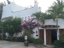 Casa de Mita Hotel
