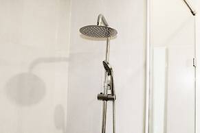 Maxshare Hotels & Serviced Apartments