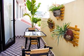 Maxshare Hotels & Serviced Apartments