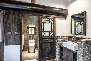 Elsewhere Hotel The former residence of the draft bank