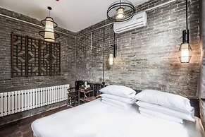 Elsewhere Hotel The former residence of the draft bank