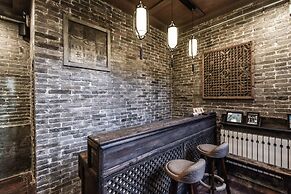 Elsewhere Hotel The former residence of the draft bank