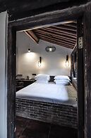 Elsewhere Hotel The former residence of the draft bank