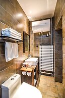 Elsewhere Hotel The former residence of the draft bank