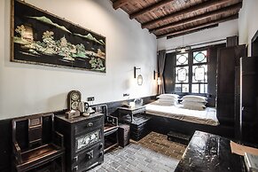 Elsewhere Hotel The former residence of the draft bank