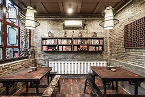 Elsewhere Hotel The former residence of the draft bank