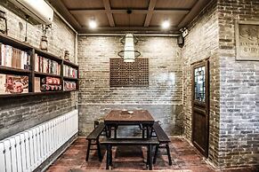 Elsewhere Hotel The former residence of the draft bank