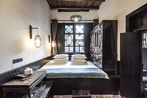 Elsewhere Hotel The former residence of the draft bank