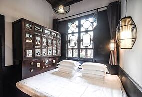 Elsewhere Hotel The former residence of the draft bank