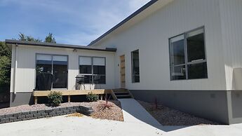 Cedar Cottages Blackmans Bay