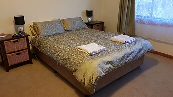 Cedar Cottages Blackmans Bay