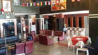 Roseinn Hotel Taphanhin