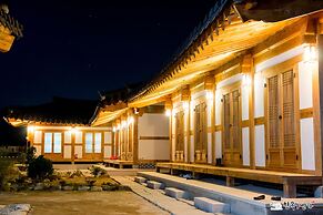 Gyeongju Hanok1st