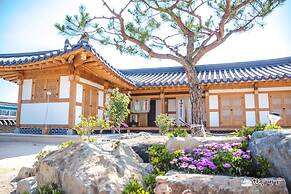 Gyeongju Hanok1st