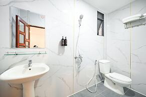 Yoko Airport Saigon Hotel