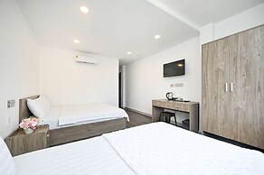 Yoko Airport Saigon Hotel