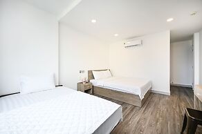 Yoko Airport Saigon Hotel