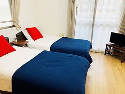 At RLiS House Namba Minami