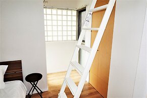 At RLiS House Namba Minami