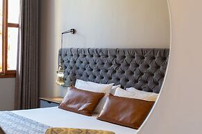 Minaret Suites & Apartments