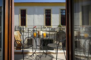 Minaret Suites & Apartments