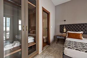 Minaret Suites & Apartments