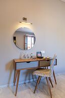 Minaret Suites & Apartments