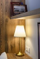 Minaret Suites & Apartments